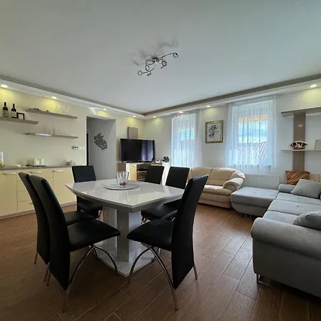 Appartement Pauzo Panorama Balatonföldvár