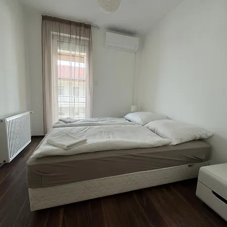 Apartman Pauzo Panorama *