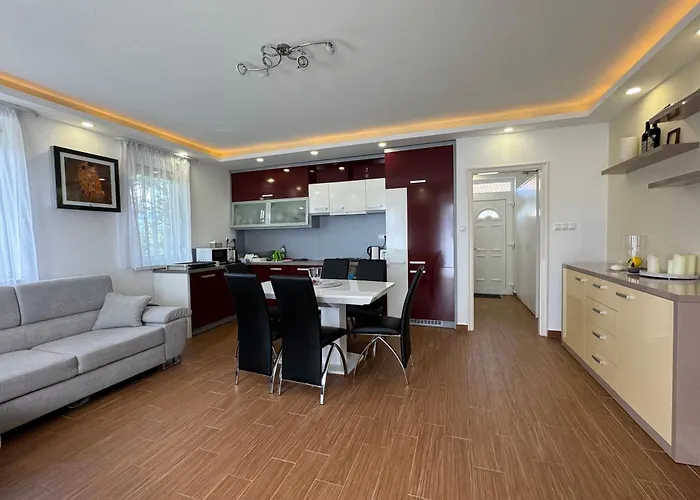 Appartement Pauzo Panorama *